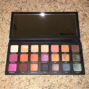 Urban Decay Born to Run Eyeshadow Palette